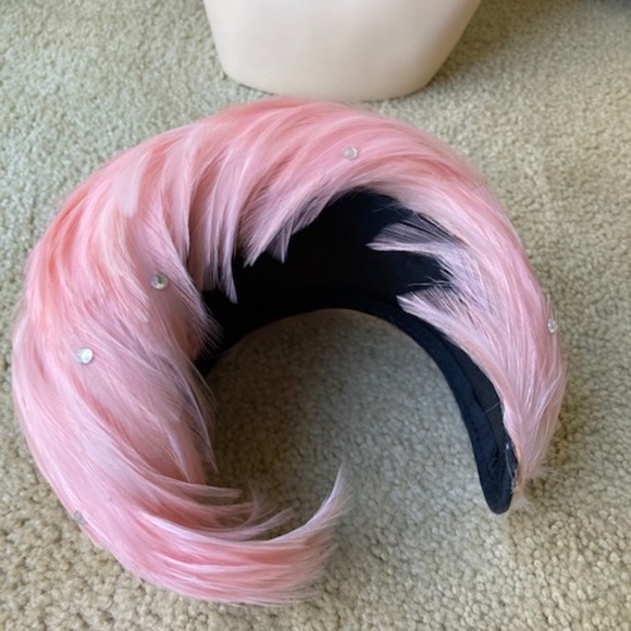 1950's Pink feather Fascinator - Picture 6 of 12